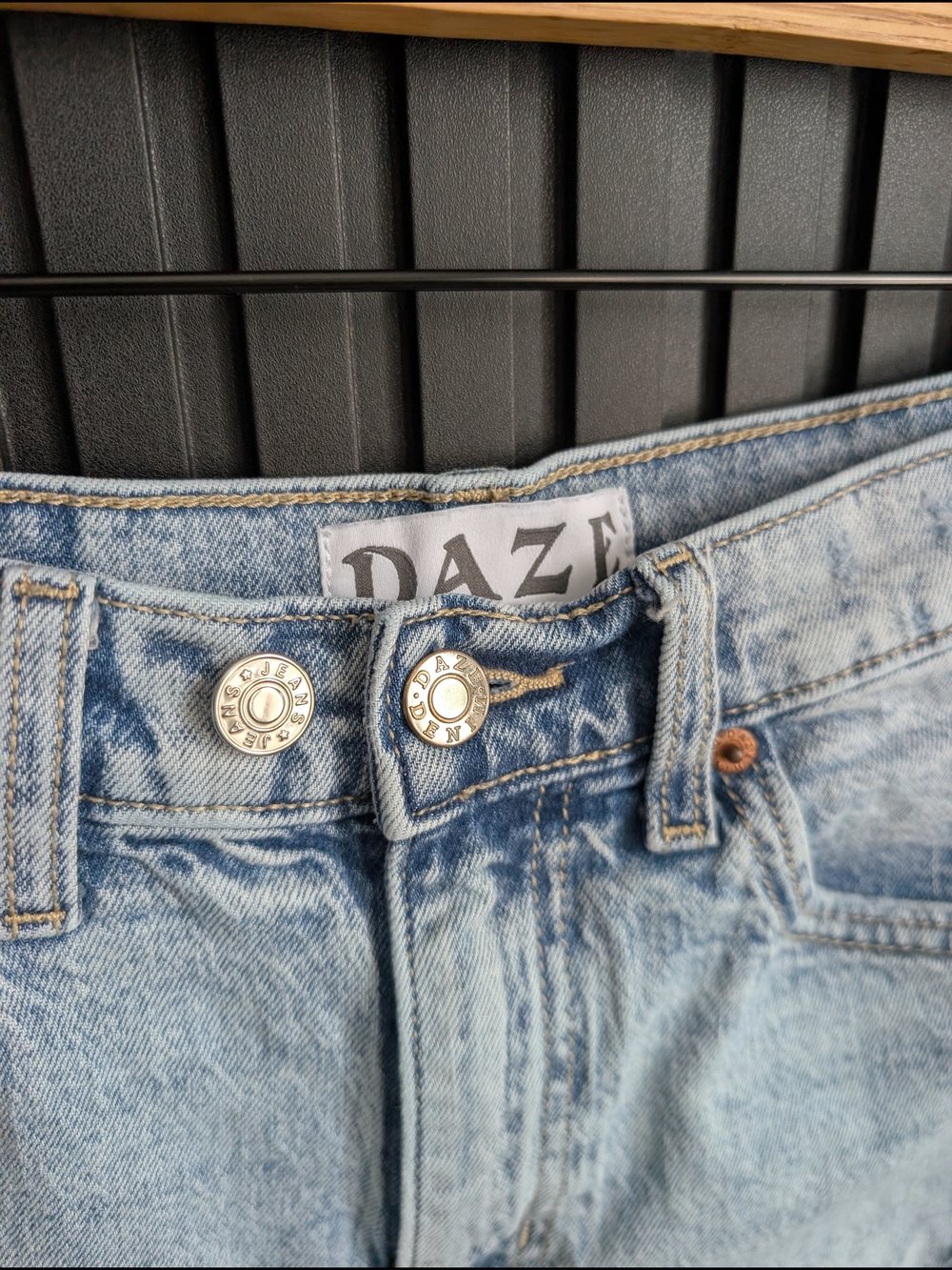 Daze Light Wash Denim Cutoff Shorts | Size 27 - Picture 2 of 14